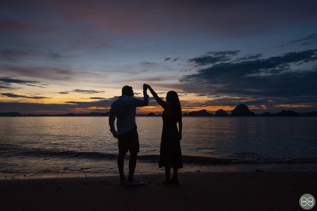 Banyantree Krabi, Krabi photographer, Krabi photography, Krabi wedding photographer, surprise proposal, surprise proposal at Banyantree Krabi, surprise proposal at Krabi, ขอแต่งงานที่Banyantree กระบี่, ขอแต่งงานที่กระบี่, ขอแต่งงานที่บันยันทรีกระบี่, ขอแต่งงานริมทะเล, ช่างภาพกระบี่, ช่างภาพถ่ายรูปสวยๆในกระบี่, ช่างภาพที่ถ่ายรูปสวยๆเหมือนดาราในกระบี่, ช่างภาพฝีมือดีกระบี่, ช่างภาพมืออาชีพ กระบี่, ช่างภาพราคาถูก กระบี่, ถ่ายรูปสวยๆในกระบี่, บันยันทรี กระบี่, บันยันทรีกระบี่, ภาพขอแต่งงานที่กระบี่, หาช่างภาพ ถ่ายภาพส่วนตัวในจังหวัดกระบี่, หาช่างภาพกระบี่ ถ่ายภาพครอบครัว, หาช่างภาพถ่ายภาพขอแต่งงาน, หาช่างภาพถ่ายภาพครอบครัวริมทะเล กระบี่, หาช่างภาพถ่ายภาพที่บันยันทรีกระบี่, หาช่างภาพถ่ายรูปครอบครัวริมชายหาด ในกระบี่, หาช่างภาพถ่ายรูปที่โรงแรมบันยันทรี กระบี่, หาช่างภาพฝีมือดี กระบี่, หาช่างภาพมาถ่ายรูปครอบครัวที่บันยันทรีกระบี่, หาช่างภาพมาถ่ายรูปที่โรงแรม กระบี่, หาช่างภาพมืออาชีพในกระบี่, หาช่างภาพราคาถูก ในกระบี่, หาช่างภาพในกระบี่, หาช่างภาพในจังหวัดกระบี่, โรงแรมบันยันทรี กระบี่