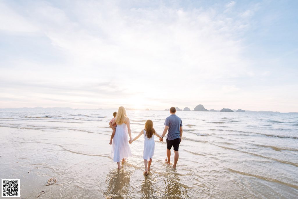 Banyantree Krabi, Family photo shoot, Family photographer, Krabi family photographer, Krabi photographer, Krabi photography, Krabi vacation photographer, Krabi wedding photographer, ช่างภาพกระบี่, ช่างภาพราคาถูก กระบี่, ถ่ายภาพครอบครัวกระบี่, ถ่ายรูปครอบครัวกระบี่, บันยันทรีกระบี่, หาช่างภาพ ถ่ายภาพส่วนตัวในจังหวัดกระบี่, หาช่างภาพกระบี่ ถ่ายภาพครอบครัว, หาช่างภาพถ่ายภาพครอบครัวริมทะเล กระบี่, หาช่างภาพในจังหวัดกระบี่, โรงแรมบันยันทรี กระบี่