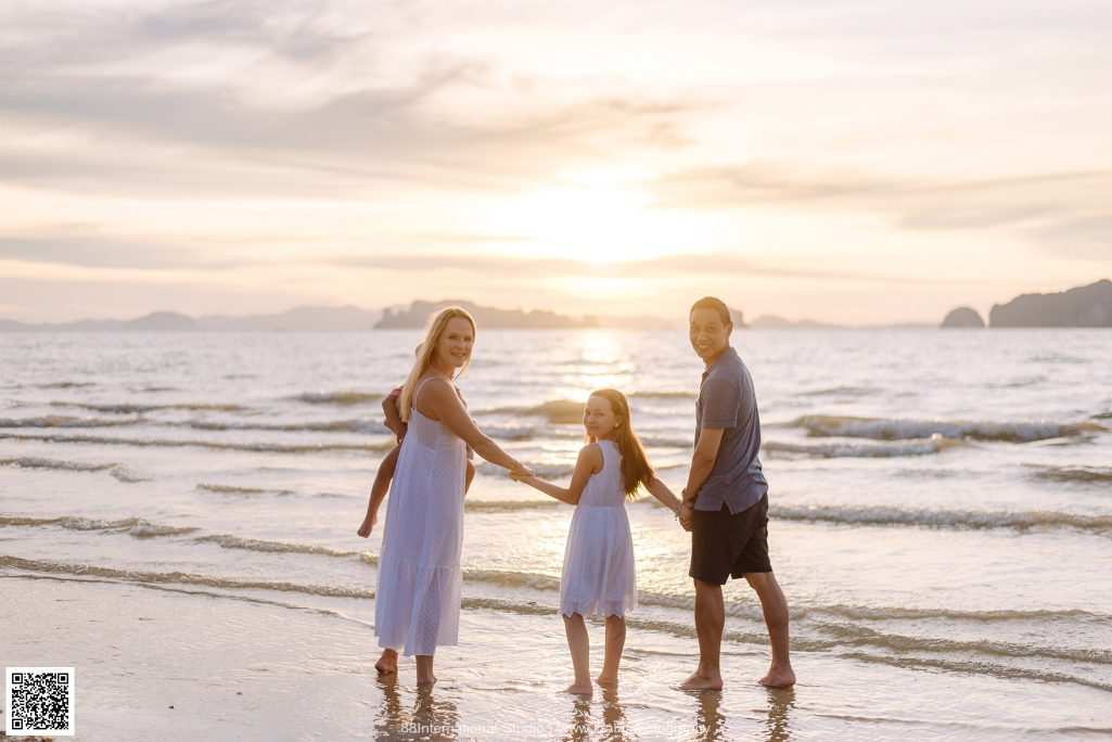 Banyantree Krabi, Family photo shoot, Family photographer, Krabi family photographer, Krabi photographer, Krabi photography, Krabi vacation photographer, Krabi wedding photographer, ช่างภาพกระบี่, ช่างภาพราคาถูก กระบี่, ถ่ายภาพครอบครัวกระบี่, ถ่ายรูปครอบครัวกระบี่, บันยันทรีกระบี่, หาช่างภาพ ถ่ายภาพส่วนตัวในจังหวัดกระบี่, หาช่างภาพกระบี่ ถ่ายภาพครอบครัว, หาช่างภาพถ่ายภาพครอบครัวริมทะเล กระบี่, หาช่างภาพในจังหวัดกระบี่, โรงแรมบันยันทรี กระบี่