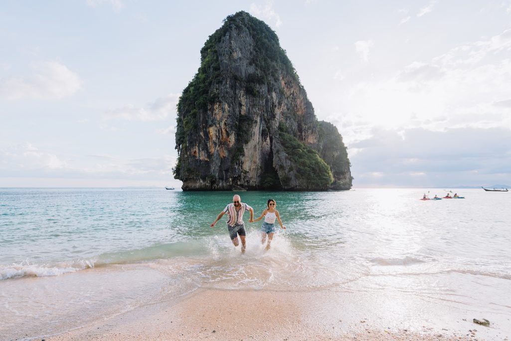 Krabi honeymoon photographer, Krabi honeymoon photography, Krabi proposal photographer, Krabi proposal photography, Krabi surprise proposal photographer, Krabi wedding photographer, Krabi wedding photography, Krabithailand, Photographer in Krabi, Photographer in Railay Krabi, Proposal, Proposal photo at Krabi, Proposal photographer in Krabi, railay beach, Railay photographer, Railay photography, Railaybeach, surprise proposal, surprise proposal at Krabi, ช่างภาพกระบี่