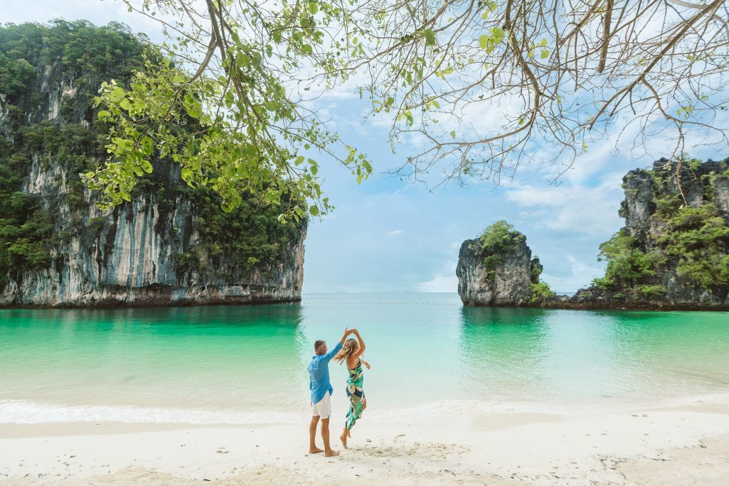 Hong Island, Hong Island trip, Krabi, Krabi honeymoon photographer, Krabi honeymoon photography, Krabi local photographer, Krabi local photography, Krabi Long tail boat, Krabi Long tail boat photographer, Krabi Long tail boat photography, Krabi photographer, Krabi photography, Krabi surprise wedding proposal, Krabi tour booking, Krabithailand, photographe à Krabi, Photographer in Krabi, surprise proposal at Krabi, Краби фотограф, ช่างภาพกระบี่, 甲米攝影師