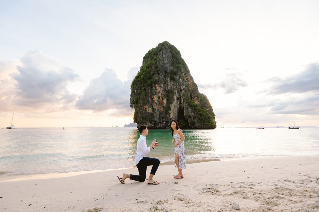 Krabi surprise proposal photographer, Rayavadee resort, Railay beach, Krabi photographer, Krabi photography