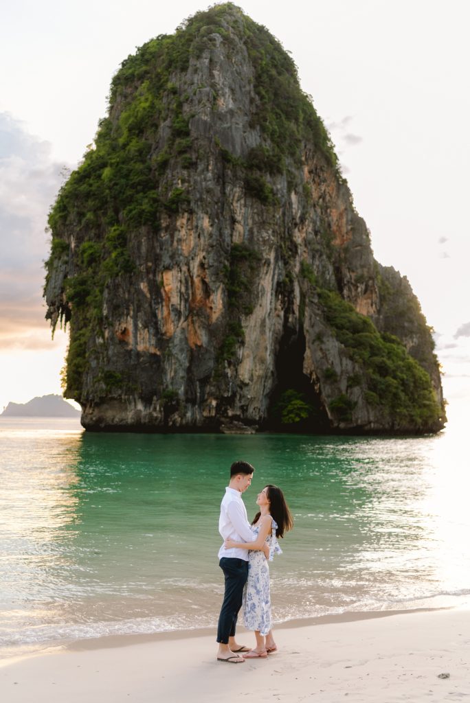 Krabi surprise proposal photographer, Rayavadee resort, Railay beach, Krabi photographer, Krabi photography