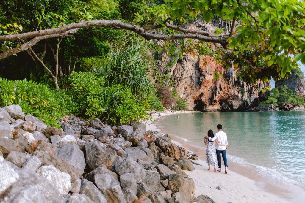 Krabi surprise proposal photographer, Rayavadee resort, Railay beach, Krabi photographer, Krabi photography