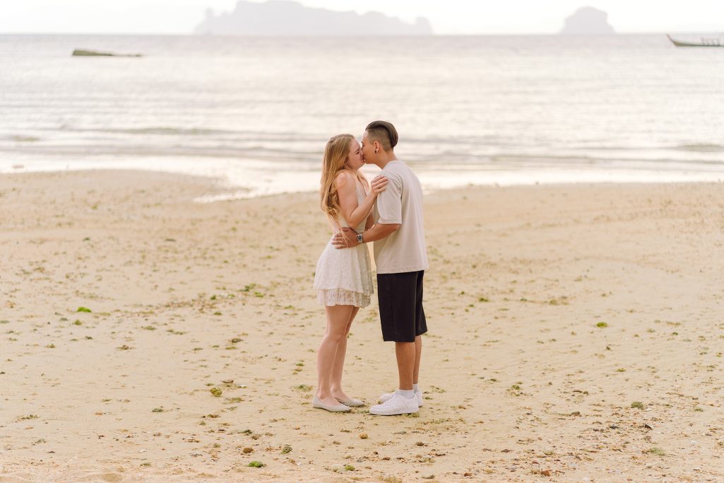 Krabi proposal, Krabi beach wedding decoration, Krabi photographer, Krabi decoration, Surprise proposal on the beach at Krabi, Krabi proposal decoration, Krabi wedding planner