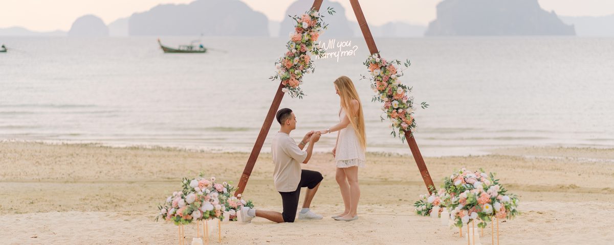 Krabi proposal, Krabi beach wedding decoration, Krabi photographer, Krabi decoration, Surprise proposal on the beach at Krabi, Krabi proposal decoration, Krabi wedding planner