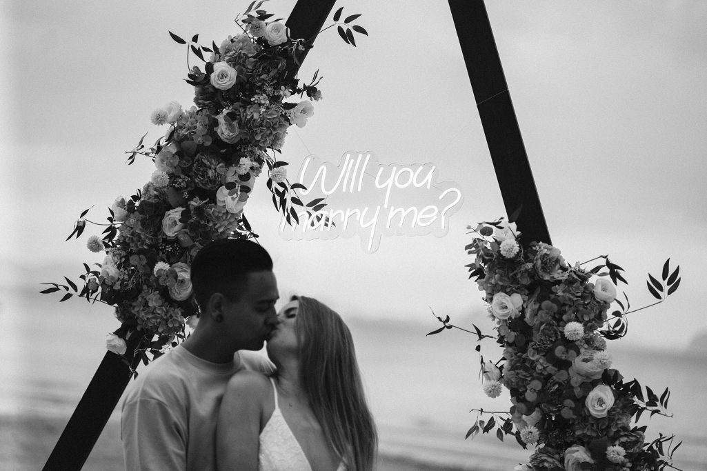 Krabi proposal, Krabi beach wedding decoration, Krabi photographer, Krabi decoration, Surprise proposal on the beach at Krabi, Krabi proposal decoration, Krabi wedding planner