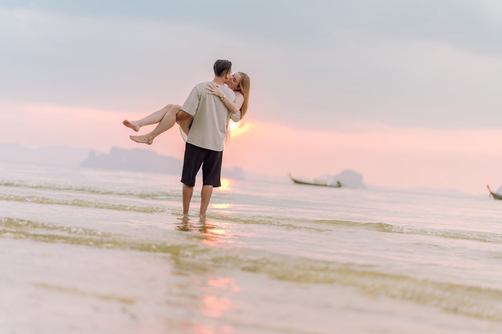 Krabi proposal, Krabi beach wedding decoration, Krabi photographer, Krabi decoration, Surprise proposal on the beach at Krabi, Krabi proposal decoration, Krabi wedding planner