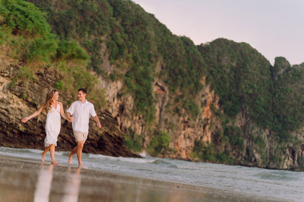 Krabi photographer, Krabi photography, Krabi honeymoon photography, honeymoon, couple, Aonang Monkey trail, Ao Nang, Engagement, Photo shoot at Ao Nang beach