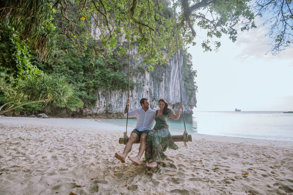 Hong Island, Krabi honeymoon photographer, Krabi honeymoon photography, Krabi Longtail boat, Krabi Longtail boat photographer, Krabi Long tail boat photography, Krabi longtail boat, Krabi Longtail boat photographer, Krabi Longtail boat photography, Krabi Thailand, island trip, Honeymoon