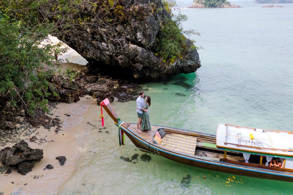 Hong Island, Krabi honeymoon photographer, Krabi honeymoon photography, Krabi Longtail boat, Krabi Longtail boat photographer, Krabi Long tail boat photography, Krabi longtail boat, Krabi Longtail boat photographer, Krabi Longtail boat photography, Krabi Thailand, island trip, Honeymoon