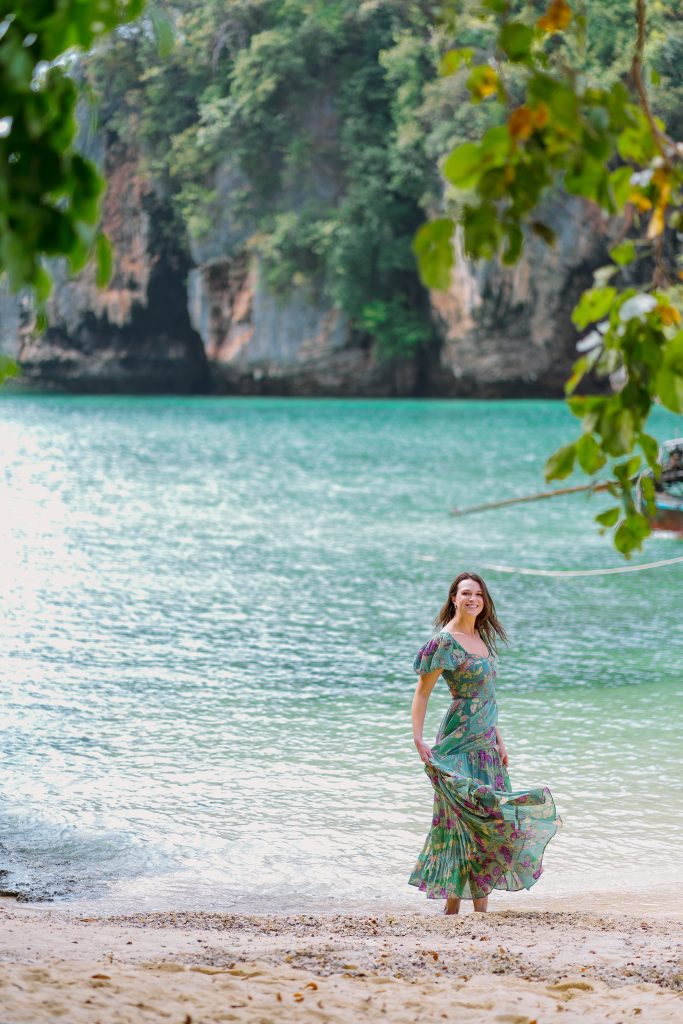 Hong Island, Krabi honeymoon photographer, Krabi honeymoon photography, Krabi Longtail boat, Krabi Longtail boat photographer, Krabi Long tail boat photography, Krabi longtail boat, Krabi Longtail boat photographer, Krabi Longtail boat photography, Krabi Thailand, island trip, Honeymoon