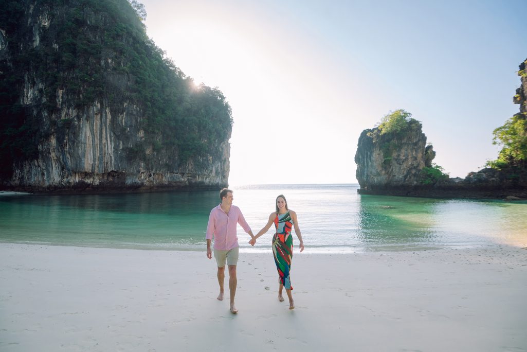 Hong Island, Krabi honeymoon photographer, Krabi honeymoon photography, Krabi Longtail boat, Krabi Longtail boat photographer, Krabi Long tail boat photography, Krabi longtail boat, Krabi Longtail boat photographer, Krabi Longtail boat photography, Krabi Thailand, island trip, Honeymoon