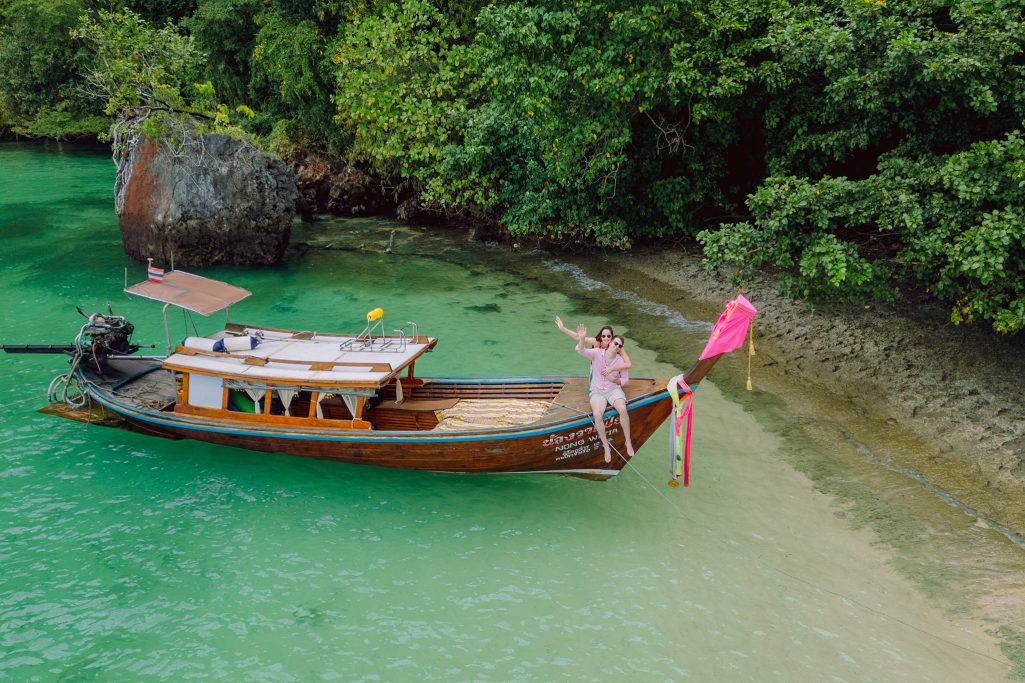 Hong Island, Krabi honeymoon photographer, Krabi honeymoon photography, Krabi Longtail boat, Krabi Longtail boat photographer, Krabi Long tail boat photography, Krabi longtail boat, Krabi Longtail boat photographer, Krabi Longtail boat photography, Krabi Thailand, island trip, Honeymoon