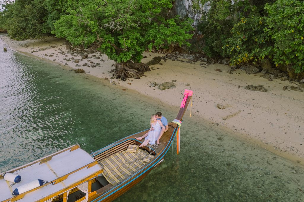 Hong Island, Krabi honeymoon photographer, Krabi honeymoon photography, Krabi Longtail boat, Krabi Longtail boat photographer, Krabi Long tail boat photography, Krabi longtail boat, Krabi Longtail boat photographer, Krabi Longtail boat photography, Krabi Thailand, island trip, Honeymoon