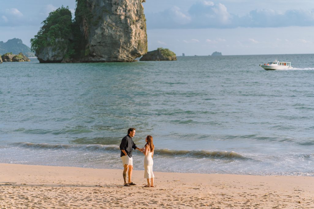 Krabi Wedding Planner, Krabi wedding, Krabi Wedding Planner, Krabi wedding organizer , Surprise proposal, Krabi surprise proposal photography, proposal decoration, surprise proposal photographer in Krabi, Centara grand beach resort