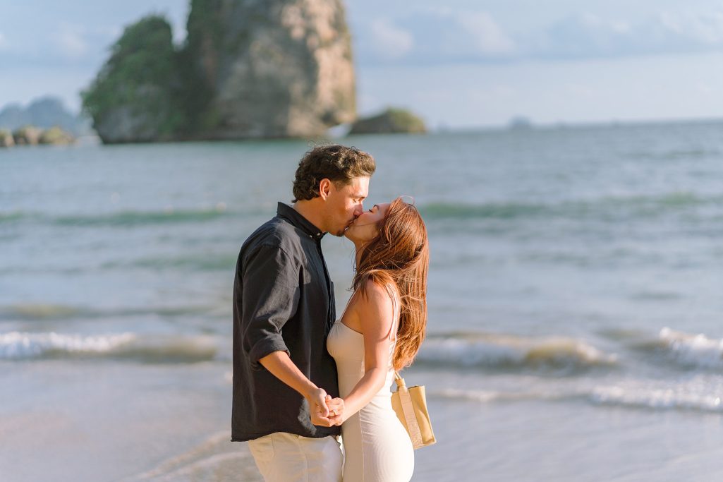 Krabi Wedding Planner, Krabi wedding, Krabi Wedding Planner, Krabi wedding organizer , Surprise proposal, Krabi surprise proposal photography, proposal decoration, surprise proposal photographer in Krabi, Centara grand beach resort