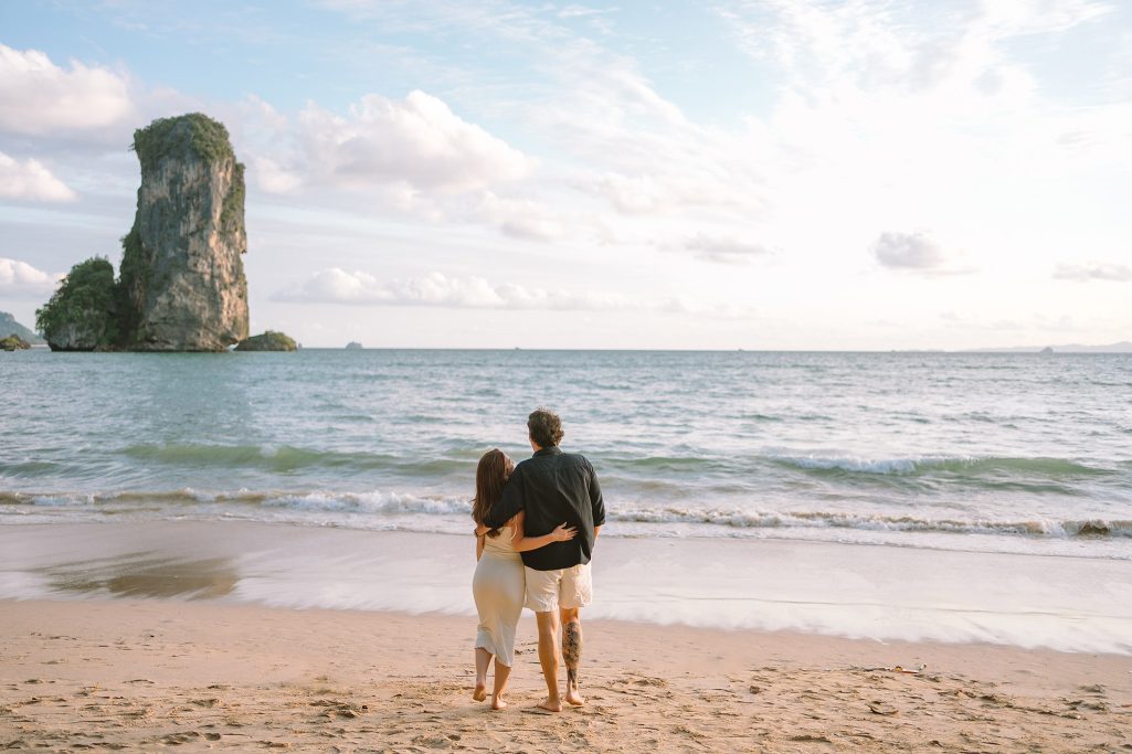 Krabi Wedding Planner, Krabi wedding, Krabi Wedding Planner, Krabi wedding organizer , Surprise proposal, Krabi surprise proposal photography, proposal decoration, surprise proposal photographer in Krabi, Centara grand beach resort