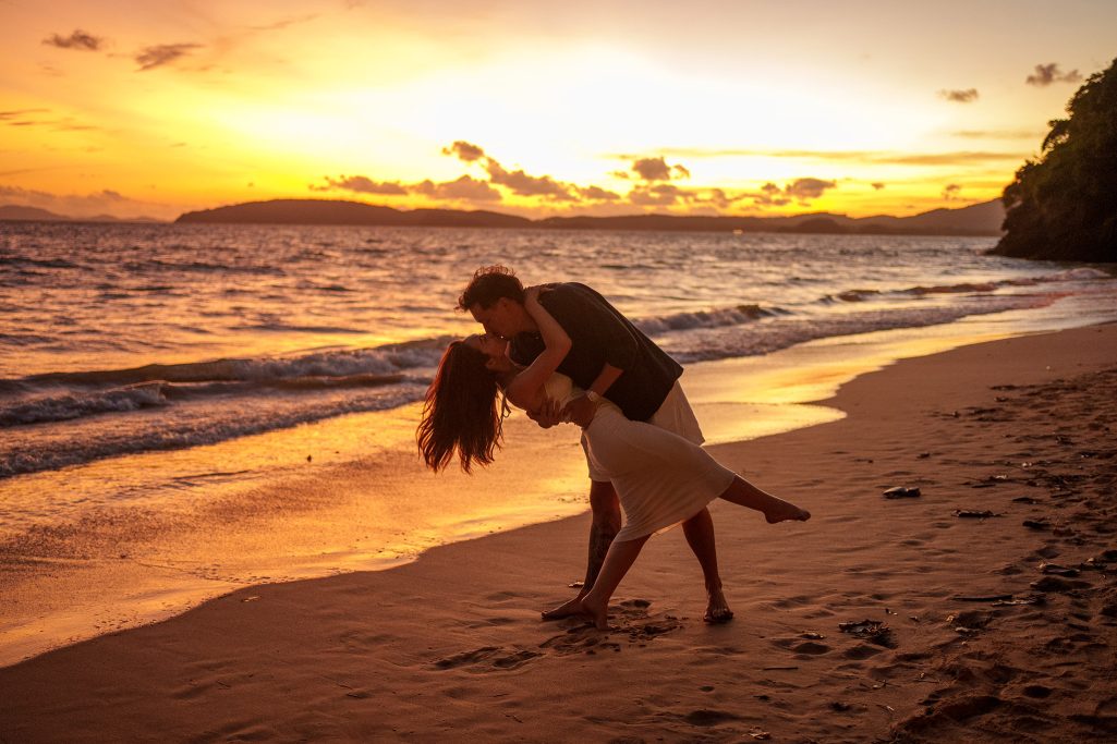 Krabi Wedding Planner, Krabi wedding, Krabi Wedding Planner, Krabi wedding organizer , Surprise proposal, Krabi surprise proposal photography, proposal decoration, surprise proposal photographer in Krabi, Centara grand beach resort