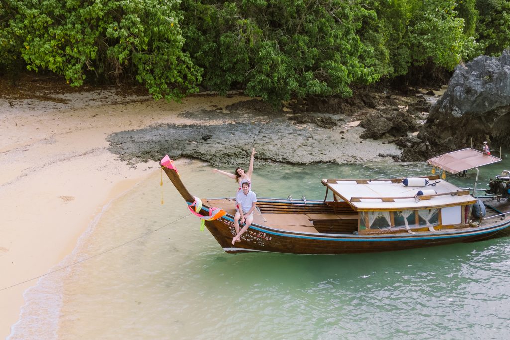 Hong Island, Krabi honeymoon photographer, Krabi honeymoon photography, Krabi Longtail boat, Krabi Longtail boat photographer, Krabi Long tail boat photography, Krabi longtail boat, Krabi Longtail boat photographer, Krabi Longtail boat photography, Krabi Thailand, island trip, Honeymoon, Surprise proposal, Surprise proposal photographer