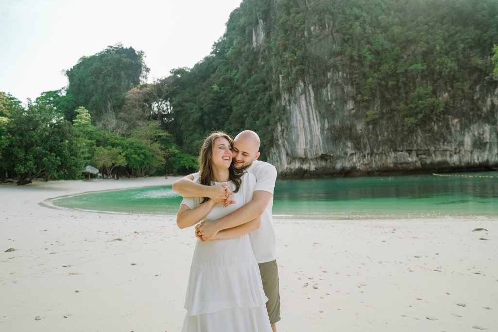 Hong Island, Krabi honeymoon photographer, Krabi honeymoon photography, Krabi Longtail boat, Krabi Longtail boat photographer, Krabi Long tail boat photography, Krabi longtail boat, Krabi Longtail boat photographer, Krabi Longtail boat photography, Krabi Thailand, island trip, Honeymoon