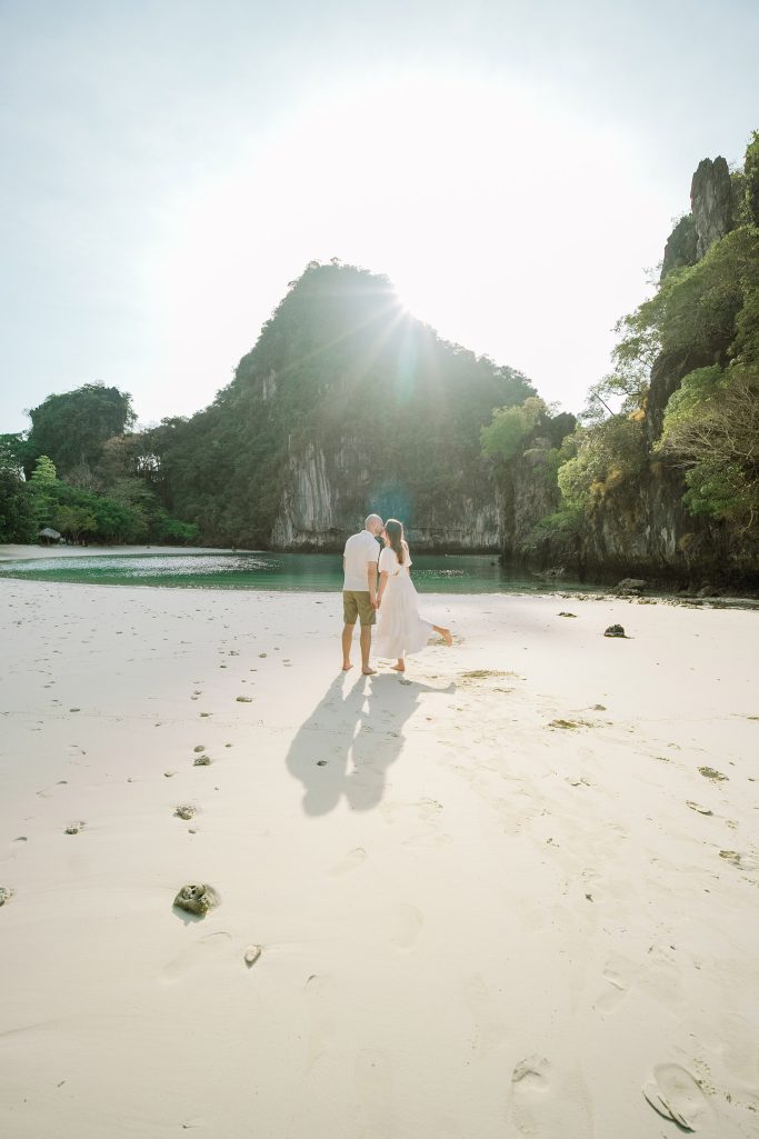 Hong Island, Krabi honeymoon photographer, Krabi honeymoon photography, Krabi Longtail boat, Krabi Longtail boat photographer, Krabi Long tail boat photography, Krabi longtail boat, Krabi Longtail boat photographer, Krabi Longtail boat photography, Krabi Thailand, island trip, Honeymoon