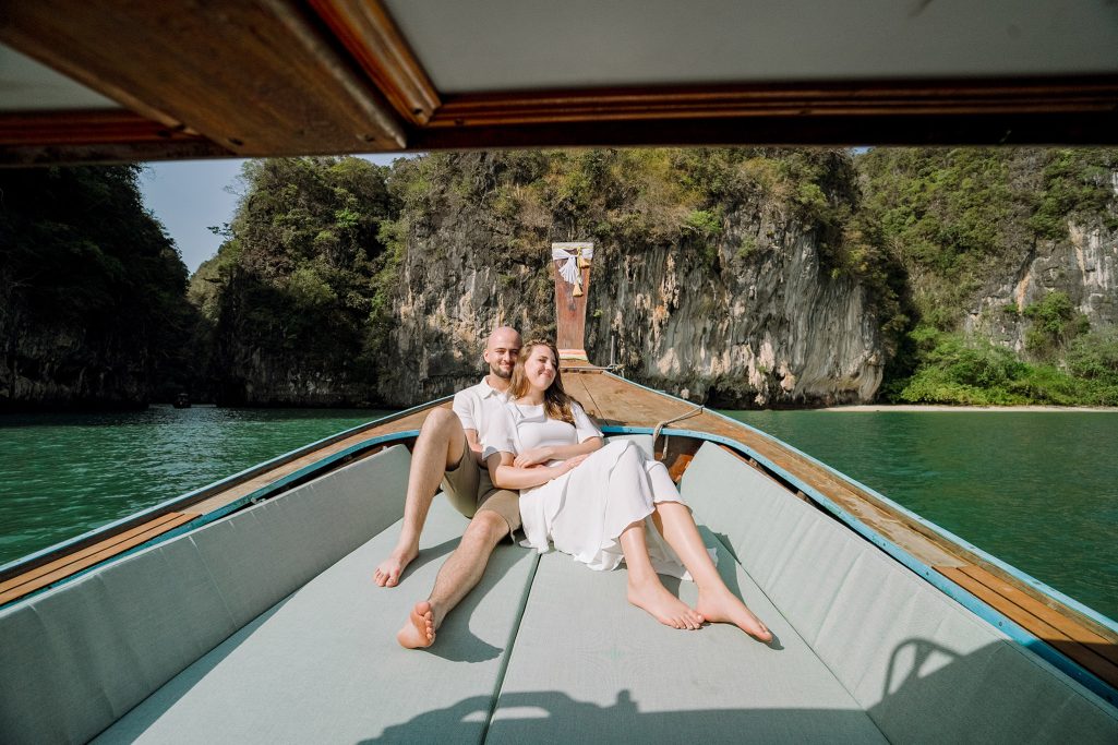 Hong Island, Krabi honeymoon photographer, Krabi honeymoon photography, Krabi Longtail boat, Krabi Longtail boat photographer, Krabi Long tail boat photography, Krabi longtail boat, Krabi Longtail boat photographer, Krabi Longtail boat photography, Krabi Thailand, island trip, Honeymoon