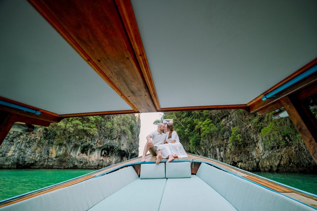 Hong Island, Krabi honeymoon photographer, Krabi honeymoon photography, Krabi Longtail boat, Krabi Longtail boat photographer, Krabi Long tail boat photography, Krabi longtail boat, Krabi Longtail boat photographer, Krabi Longtail boat photography, Krabi Thailand, island trip, Honeymoon