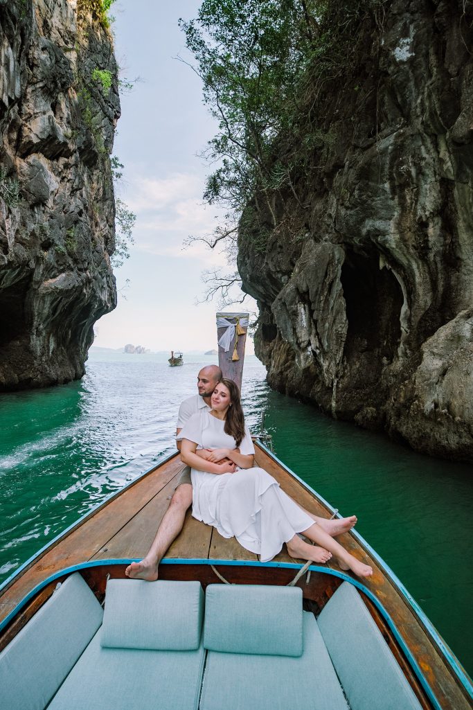 Hong Island, Krabi honeymoon photographer, Krabi honeymoon photography, Krabi Longtail boat, Krabi Longtail boat photographer, Krabi Long tail boat photography, Krabi longtail boat, Krabi Longtail boat photographer, Krabi Longtail boat photography, Krabi Thailand, island trip, Honeymoon