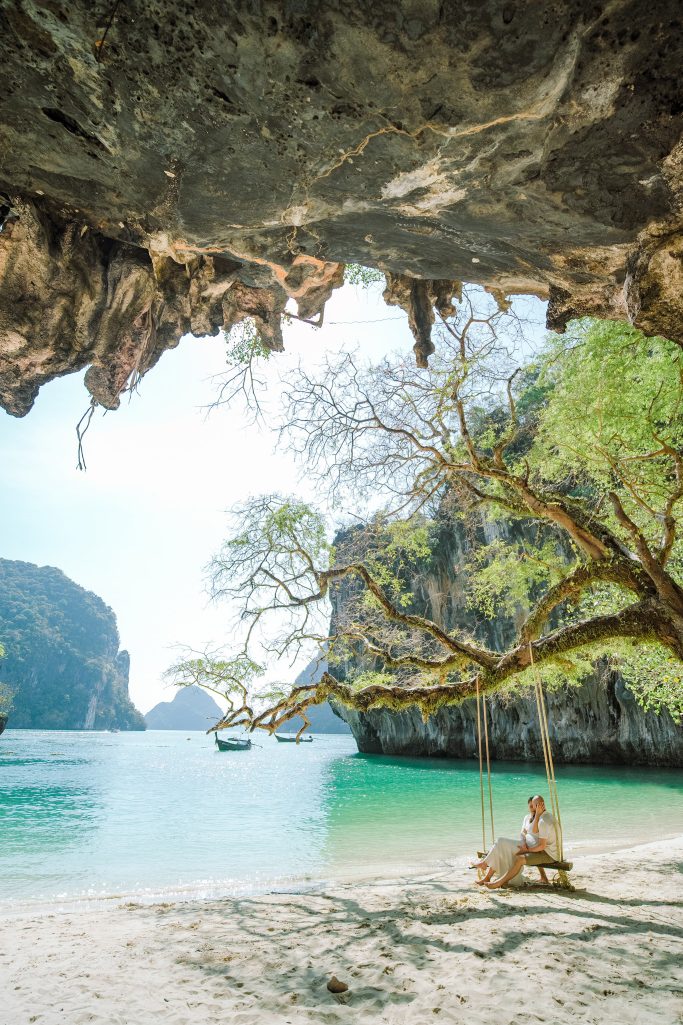 Hong Island, Krabi honeymoon photographer, Krabi honeymoon photography, Krabi Longtail boat, Krabi Longtail boat photographer, Krabi Long tail boat photography, Krabi longtail boat, Krabi Longtail boat photographer, Krabi Longtail boat photography, Krabi Thailand, island trip, Honeymoon