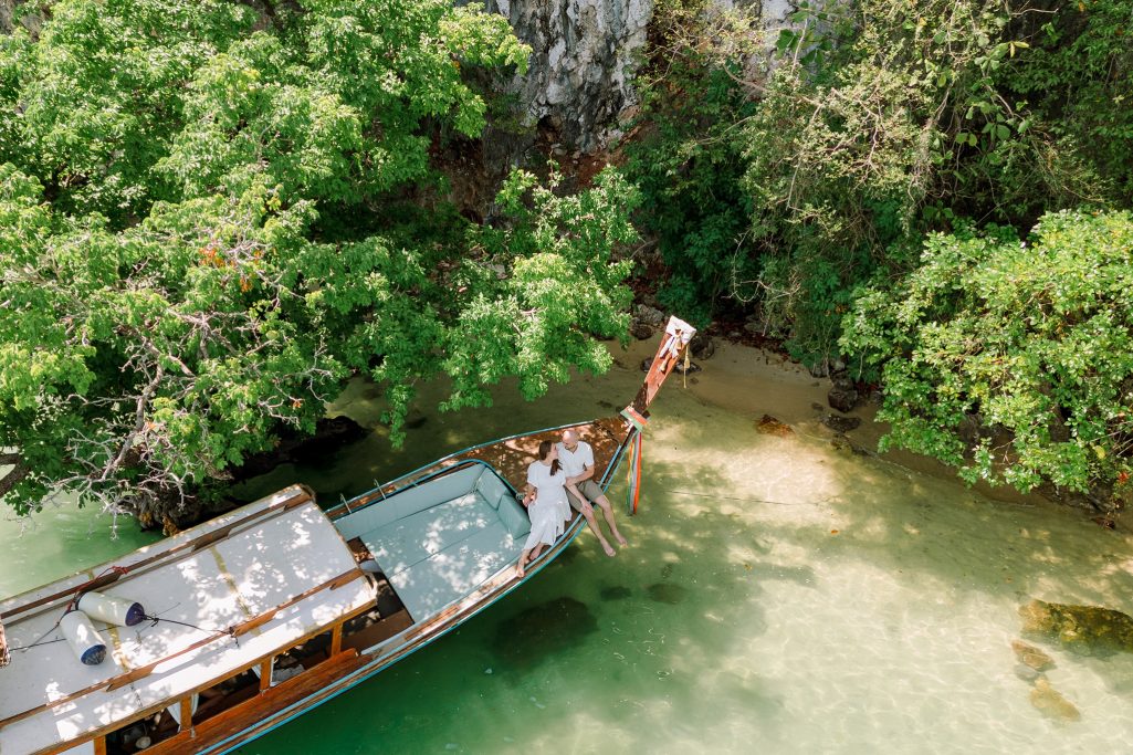 Hong Island, Krabi honeymoon photographer, Krabi honeymoon photography, Krabi Longtail boat, Krabi Longtail boat photographer, Krabi Long tail boat photography, Krabi longtail boat, Krabi Longtail boat photographer, Krabi Longtail boat photography, Krabi Thailand, island trip, Honeymoon