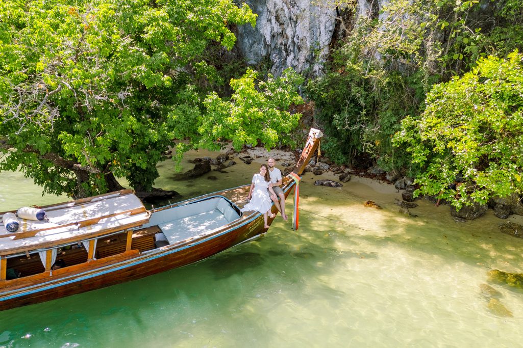 Hong Island, Krabi honeymoon photographer, Krabi honeymoon photography, Krabi Longtail boat, Krabi Longtail boat photographer, Krabi Long tail boat photography, Krabi longtail boat, Krabi Longtail boat photographer, Krabi Longtail boat photography, Krabi Thailand, island trip, Honeymoon