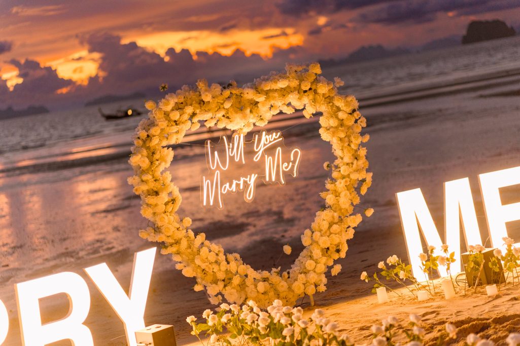 Decoration for surprise proposal in Krabi, Krabi Marriage proposal decoration, Krabi Marriage proposal planner, Krabi planner, krabi surprise proposal decoration, Krabi surprise proposal photographer, Proposal, surprise proposal, Surprise proposal photographer, surprise proposal photography, wedding surprise proposal