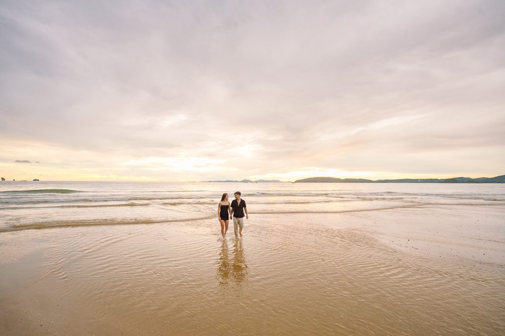 Couple, Couple photo shoot, Tub Kaek beach, Couple photography, Couple photographer, Krabi couple photo shoot