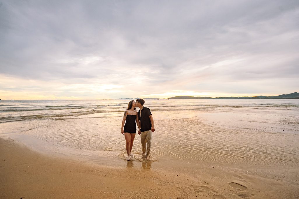 Couple, Couple photo shoot, Tub Kaek beach, Couple photography, Couple photographer, Krabi couple photo shoot