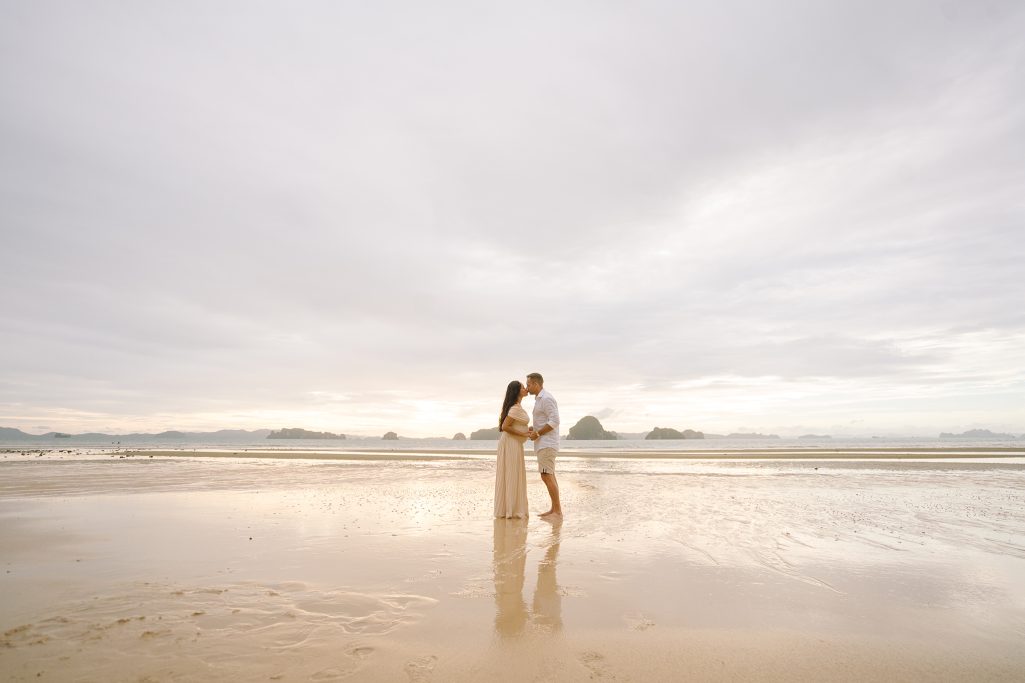 Krabi photographer, Krabi photography, Tubkaek beach, Tub Kaek beach, Krabi Thailand, Maternity photo, Maternity, Pregnant, Pregnant photography, Maternity photography