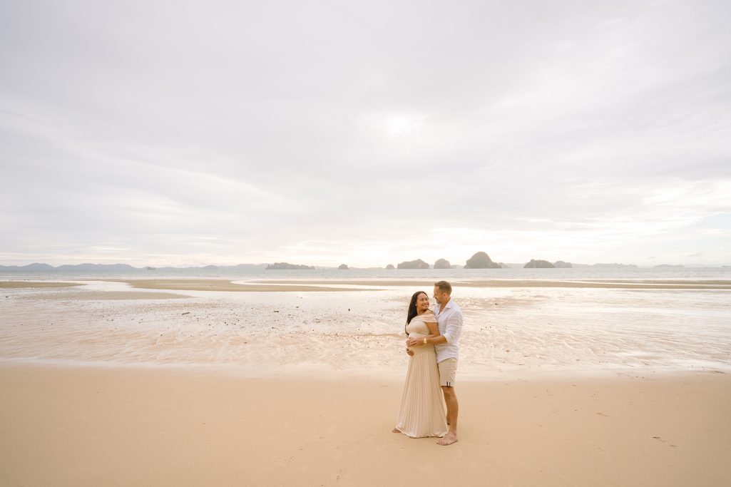 Krabi photographer, Krabi photography, Tubkaek beach, Tub Kaek beach, Krabi Thailand, Maternity photo, Maternity, Pregnant, Pregnant photography, Maternity photography