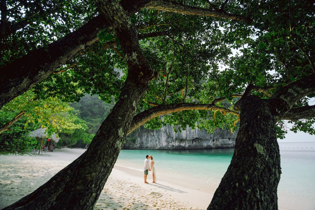 Hong Island, Krabi photographer, Krabi photography, Krabi Longtail boat, Krabi Longtail boat photographer, Krabi Long tail boat photography, Krabi longtail boat, Krabi Longtail boat photographer, Krabi Thailand, island trip, Krabi boat experience, Boat experience trip in Krabi, Krabi boat experience photography, Krabi Thailand