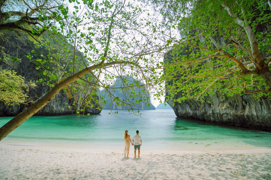 Hong Island, Krabi photographer, Krabi photography, Krabi Longtail boat, Krabi Longtail boat photographer, Krabi Long tail boat photography, Krabi longtail boat, Krabi Longtail boat photographer, Krabi Thailand, island trip, Krabi boat experience, Boat experience trip in Krabi, Krabi boat experience photography, Krabi Thailand