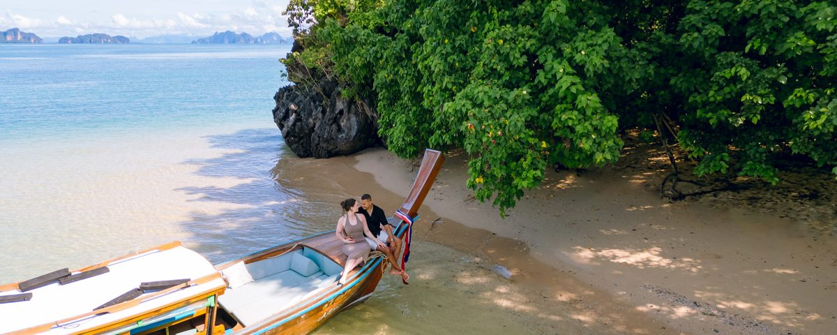 Hong Island, Krabi photographer, Krabi photography, Krabi Longtail boat, Krabi Longtail boat photographer, Krabi Long tail boat photography, Krabi longtail boat, Krabi Longtail boat photographer, Krabi Thailand, island trip, Krabi boat experience, Boat experience trip in Krabi, Krabi boat experience photography, Krabi Thailand, Honeymoon, Surprise proposal