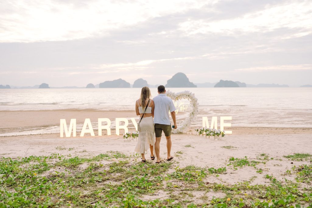 Krabi surprise proposal decoration planner, Krabi Wedding Planner, Krabi wedding, Krabi Wedding Planner, Krabi wedding organizer , Surprise proposal, Krabi surprise proposal photography, proposal decoration, surprise proposal photographer in Krabi