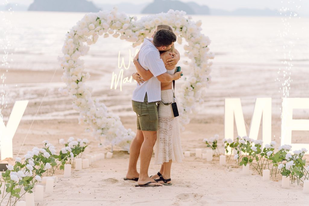 Krabi surprise proposal decoration planner, Krabi Wedding Planner, Krabi wedding, Krabi Wedding Planner, Krabi wedding organizer , Surprise proposal, Krabi surprise proposal photography, proposal decoration, surprise proposal photographer in Krabi