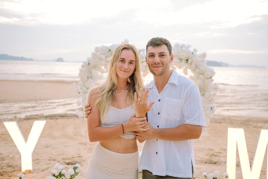 Krabi surprise proposal decoration planner, Krabi Wedding Planner, Krabi wedding, Krabi Wedding Planner, Krabi wedding organizer , Surprise proposal, Krabi surprise proposal photography, proposal decoration, surprise proposal photographer in Krabi