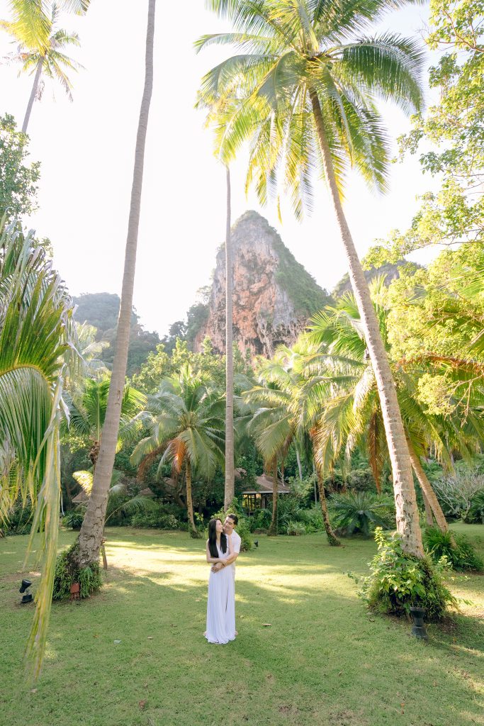 Krabi photographer, Krabi photography, Railay beach, Krabi Thailand, Engagement, Rayavadee resort