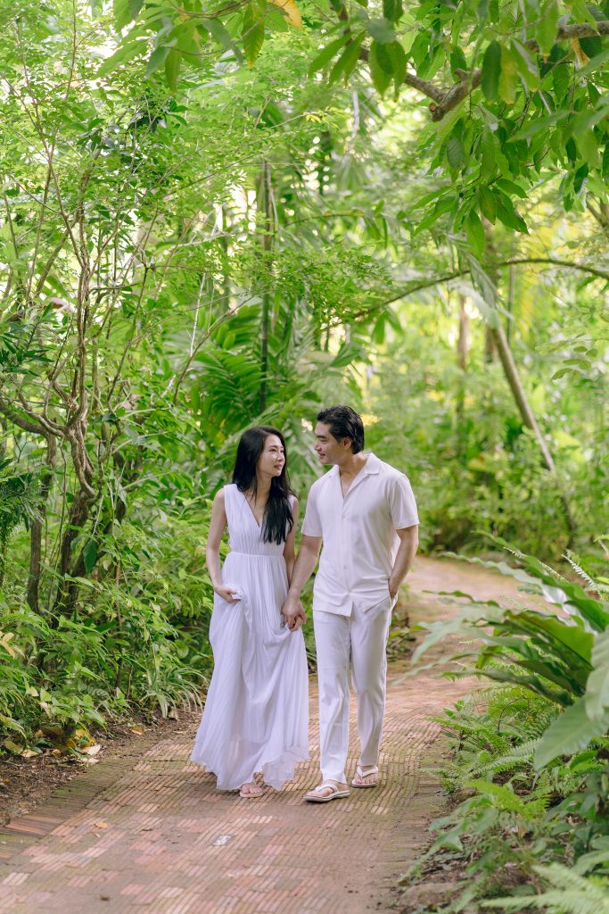 Krabi photographer, Krabi photography, Railay beach, Krabi Thailand, Engagement, Rayavadee resort