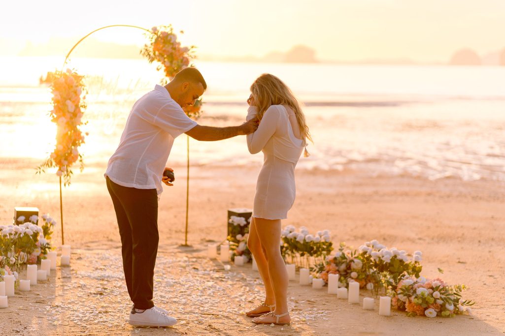 Krabi surprise proposal decoration planner, Krabi Wedding Planner, Krabi wedding, Krabi Wedding Planner, Krabi wedding organizer , Surprise proposal, Krabi surprise proposal photography, proposal decoration, surprise proposal photographer in Krabi