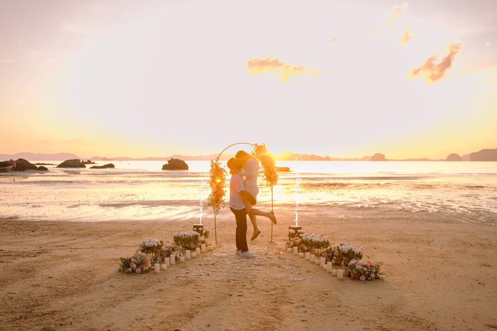 Krabi surprise proposal decoration planner, Krabi Wedding Planner, Krabi wedding, Krabi Wedding Planner, Krabi wedding organizer , Surprise proposal, Krabi surprise proposal photography, proposal decoration, surprise proposal photographer in Krabi