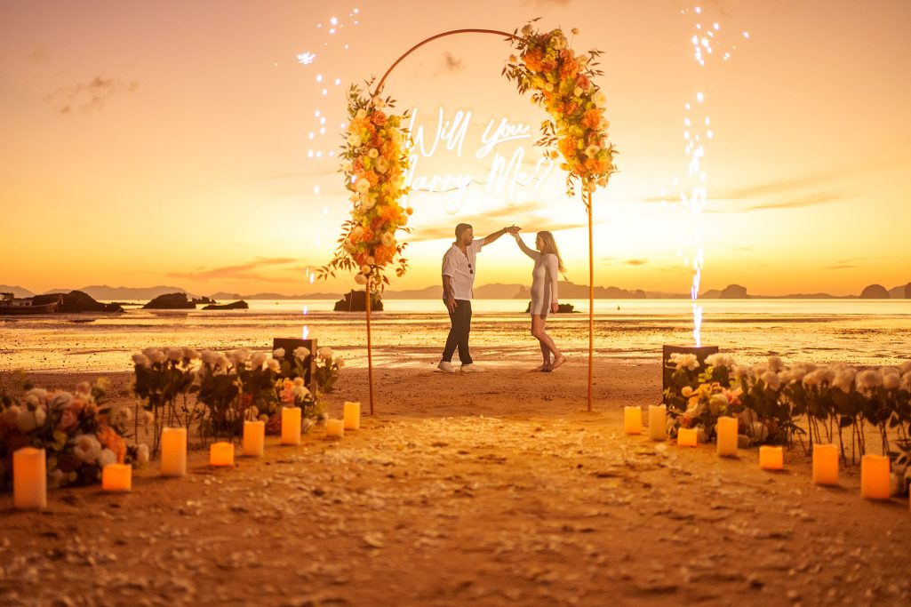 Krabi surprise proposal decoration planner, Krabi Wedding Planner, Krabi wedding, Krabi Wedding Planner, Krabi wedding organizer , Surprise proposal, Krabi surprise proposal photography, proposal decoration, surprise proposal photographer in Krabi