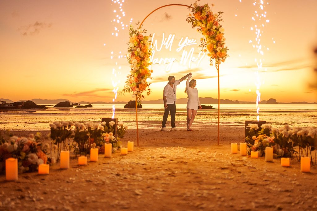 Krabi surprise proposal decoration planner, Krabi Wedding Planner, Krabi wedding, Krabi Wedding Planner, Krabi wedding organizer , Surprise proposal, Krabi surprise proposal photography, proposal decoration, surprise proposal photographer in Krabi