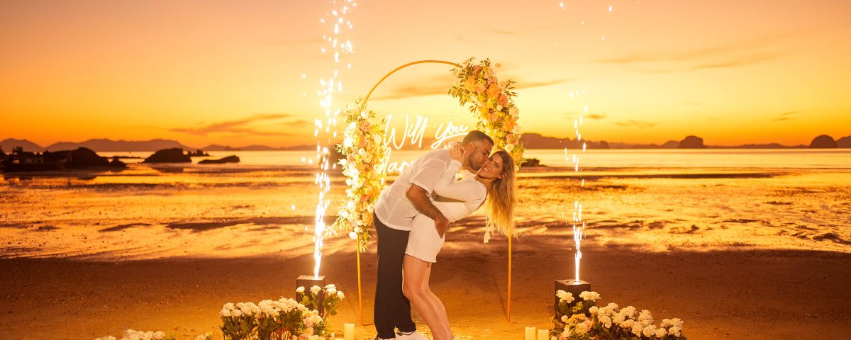 Krabi surprise proposal decoration planner, Krabi Wedding Planner, Krabi wedding, Krabi Wedding Planner, Krabi wedding organizer , Surprise proposal, Krabi surprise proposal photography, proposal decoration, surprise proposal photographer in Krabi